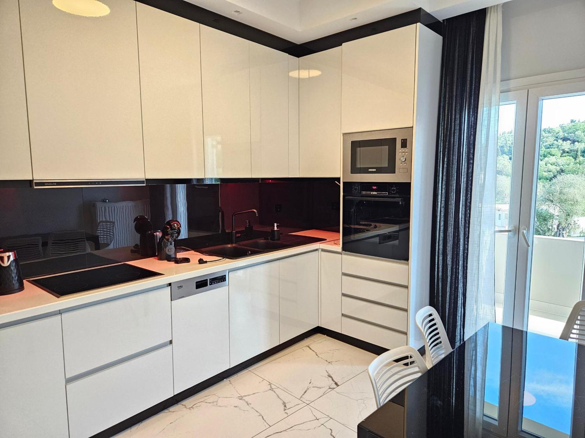 Grey Luxury House Apartment Ipsos Bagian luar foto
