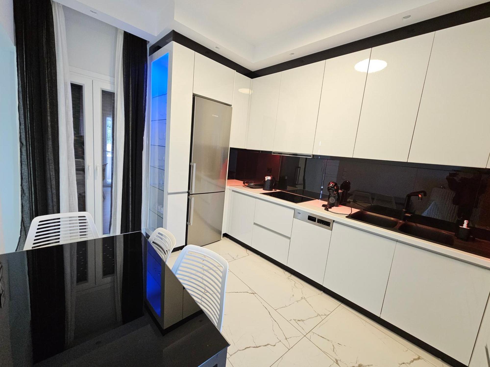 Grey Luxury House Apartment Ipsos Bagian luar foto