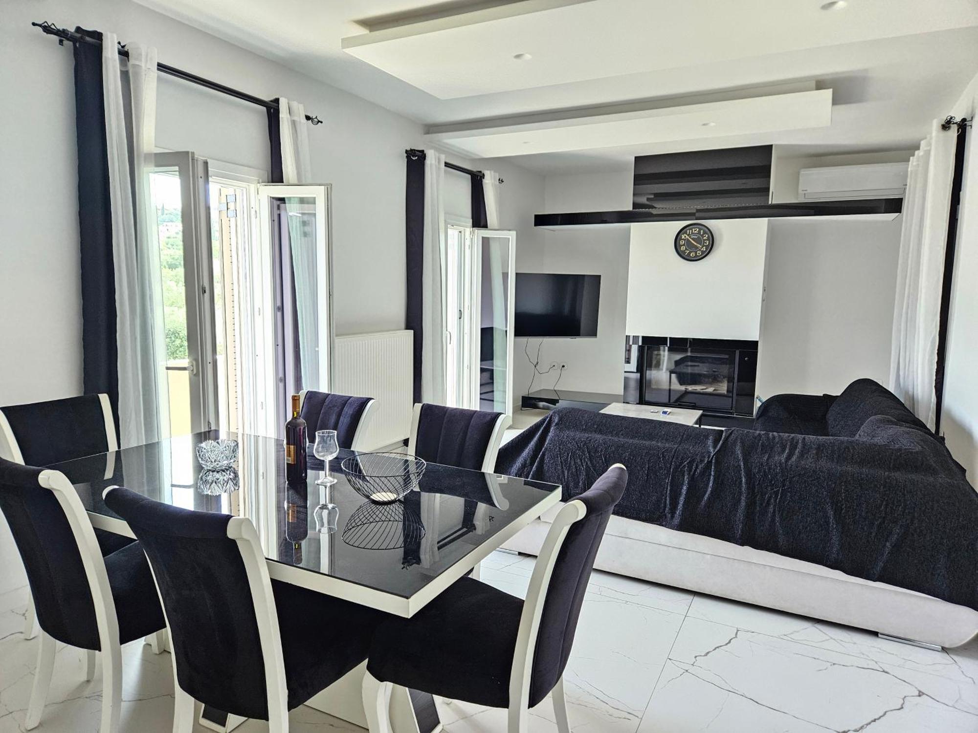 Grey Luxury House Apartment Ipsos Bagian luar foto